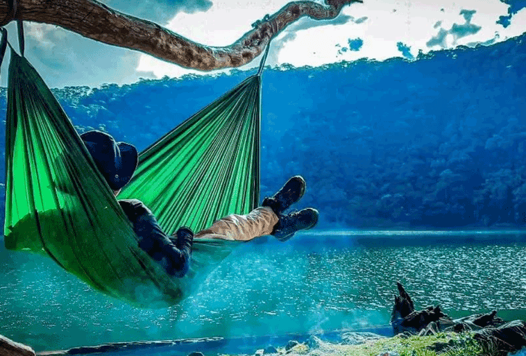 Danau Kumbang